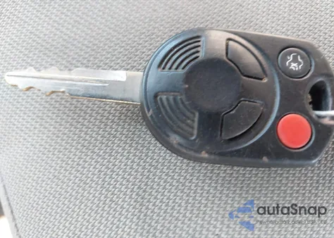 2012 Ford Escape Xlt z USA, uszkodzony, nr VIN 1FMCU0D77CKC12570